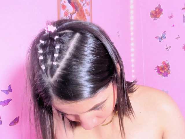 Taylorleei1 live cam on BongaCams