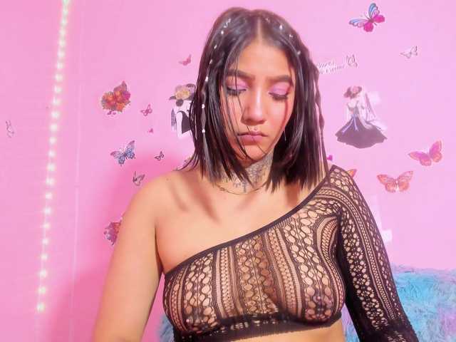 Taylorleei1 live cam on BongaCams