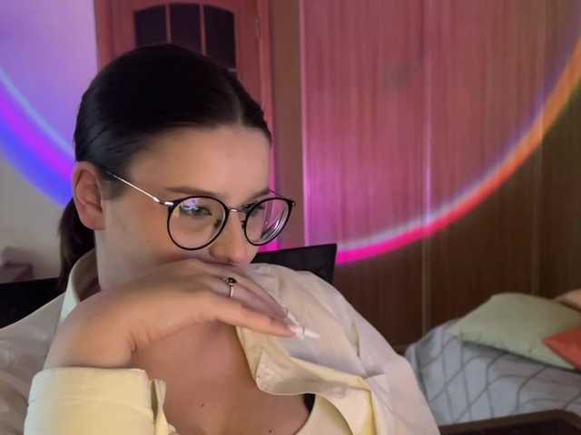 CynthiaGlogowski live cam on BongaCams