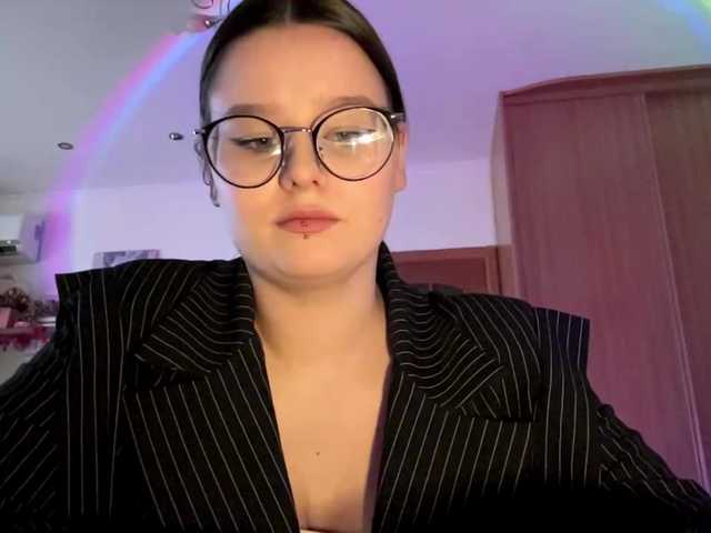 CynthiaGlogowski live cam on BongaCams