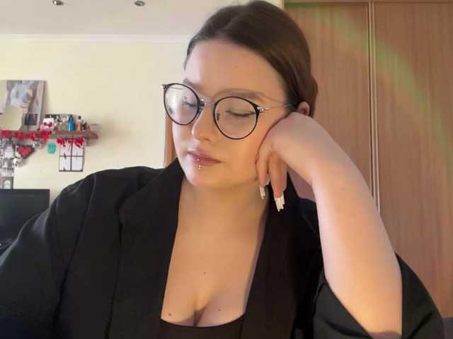 CynthiaGlogowski live cam on BongaCams