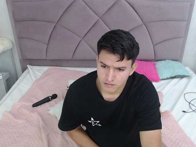 NahoAlejo live cam on BongaCams