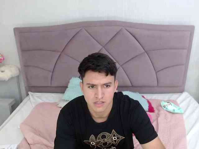 NahoAlejo webcam