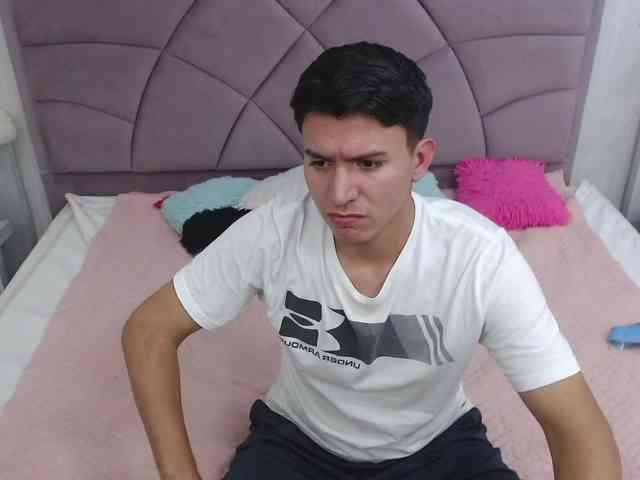 NahoAlejo webcam