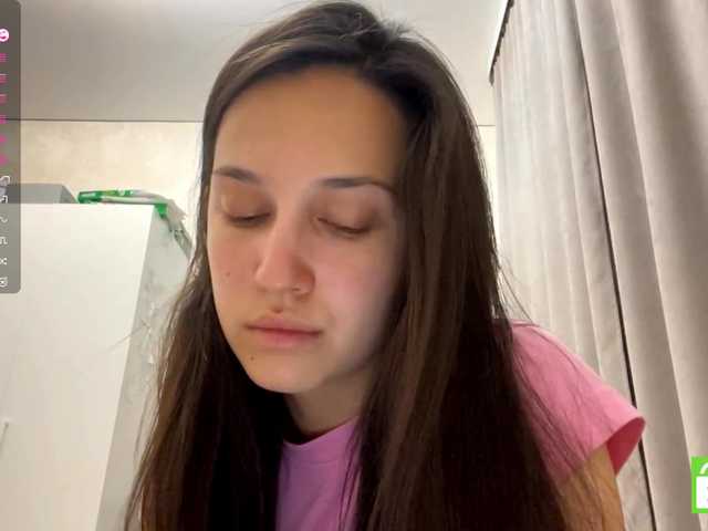 JacquelynClowes live cam on BongaCams