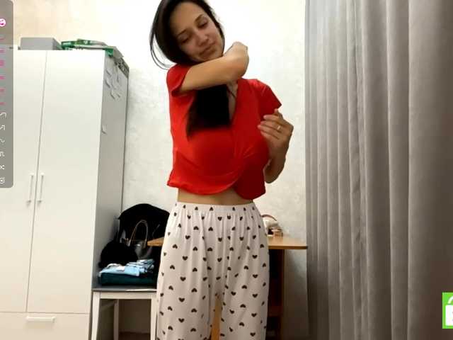 JacquelynClowes live cam on BongaCams