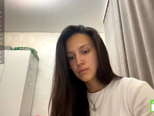 JacquelynClowes live cam on BongaCams