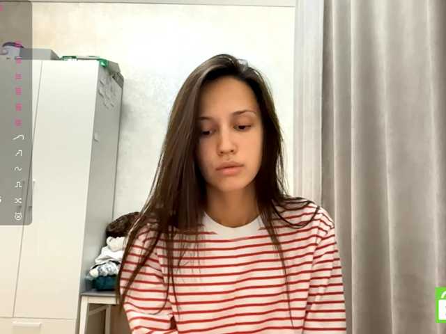 JacquelynClowes live cam on BongaCams