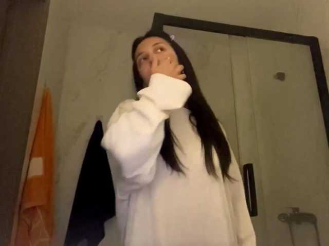 JacquelynClowes live cam on BongaCams