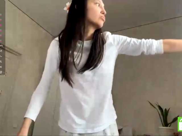 JacquelynClowes live cam on BongaCams