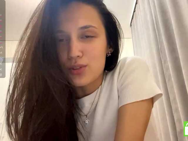 JacquelynClowes live cam on BongaCams