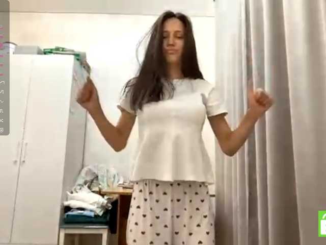 JacquelynClowes live cam on BongaCams