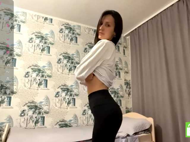 JacquelynClowes live cam on BongaCams