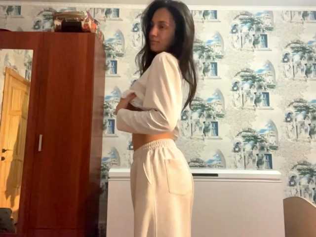 JacquelynClowes live cam on BongaCams