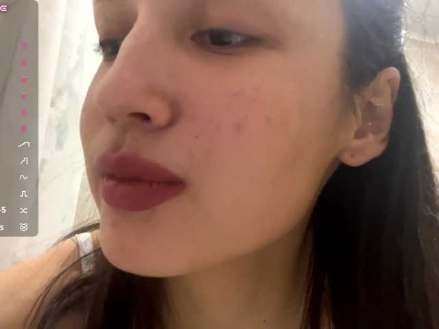 JacquelynClowes live cam on BongaCams