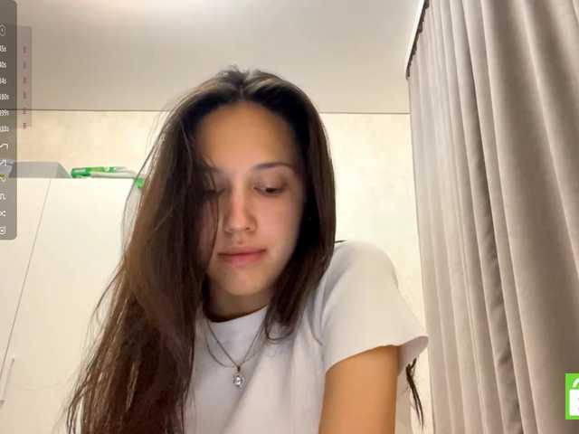 JacquelynClowes live cam on BongaCams