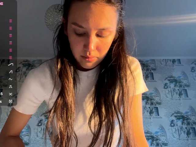 JacquelynClowes live cam on BongaCams