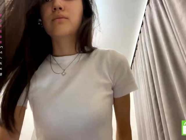 JacquelynClowes live cam on BongaCams