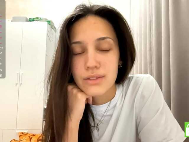 JacquelynClowes live cam on BongaCams
