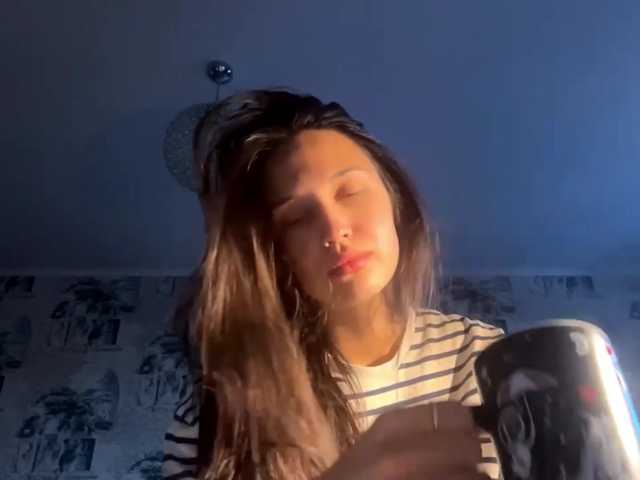 JacquelynClowes live cam on BongaCams