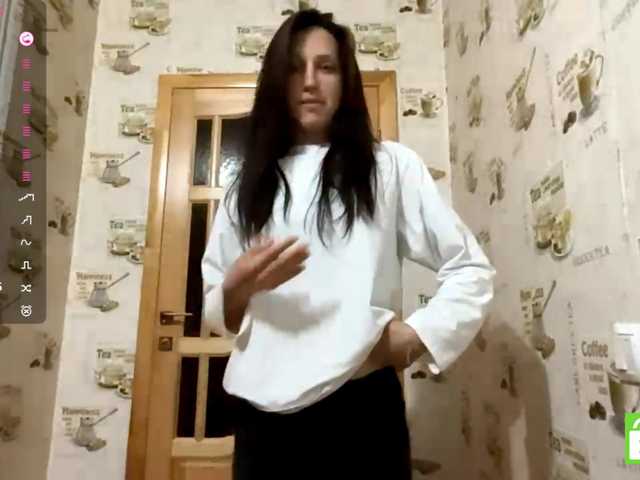 JacquelynClowes live cam on BongaCams