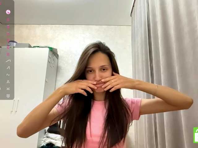 JacquelynClowes live cam on BongaCams