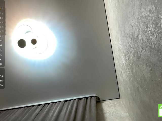 JacquelynClowes live cam on BongaCams