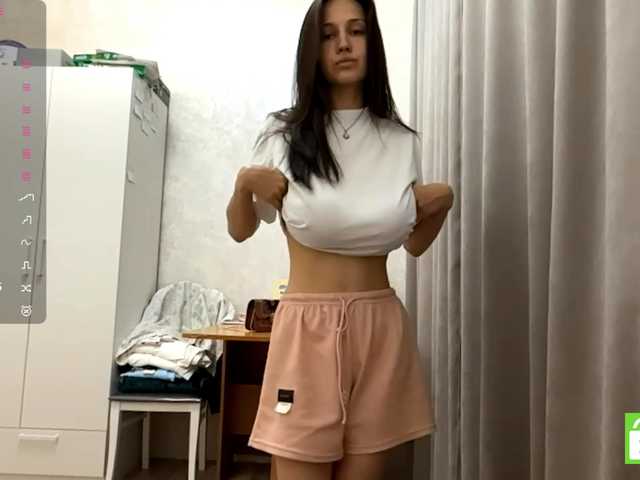 JacquelynClowes live webcam show