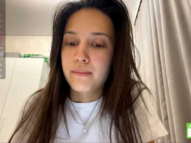 JacquelynClowes live cam on BongaCams
