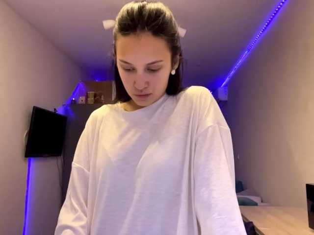 JacquelynClowes live cam on BongaCams