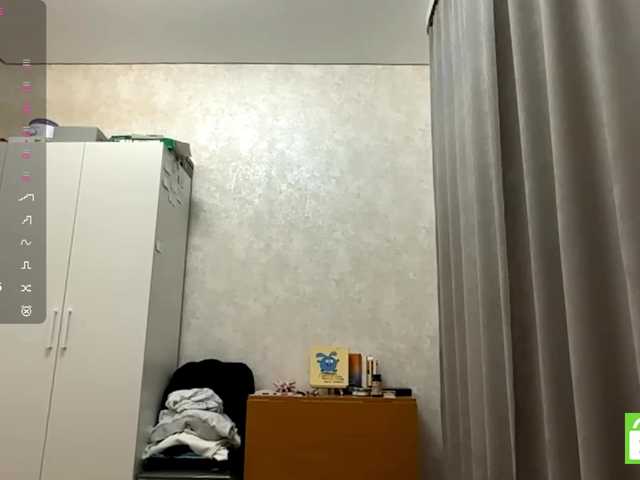 JacquelynClowes live cam on BongaCams