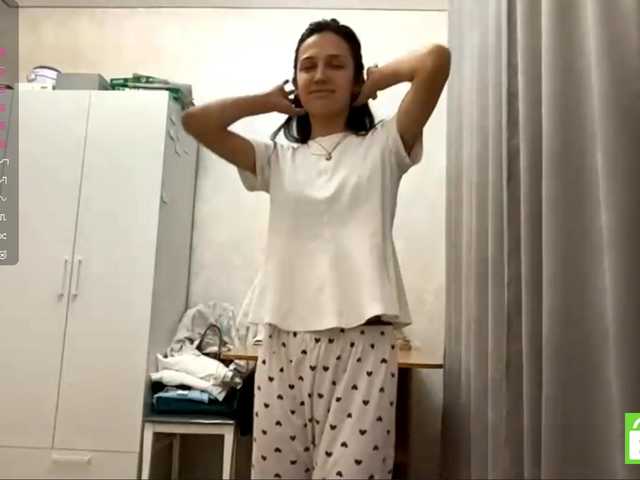 JacquelynClowes live cam on BongaCams