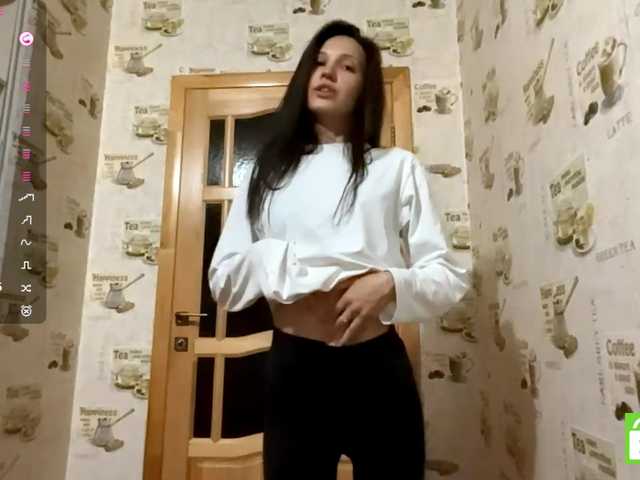 JacquelynClowes live cam on BongaCams