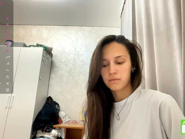 JacquelynClowes live cam on BongaCams