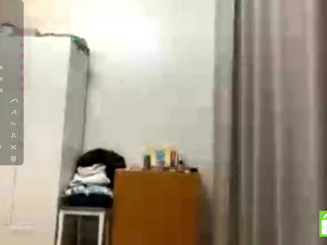 JacquelynClowes live cam on BongaCams