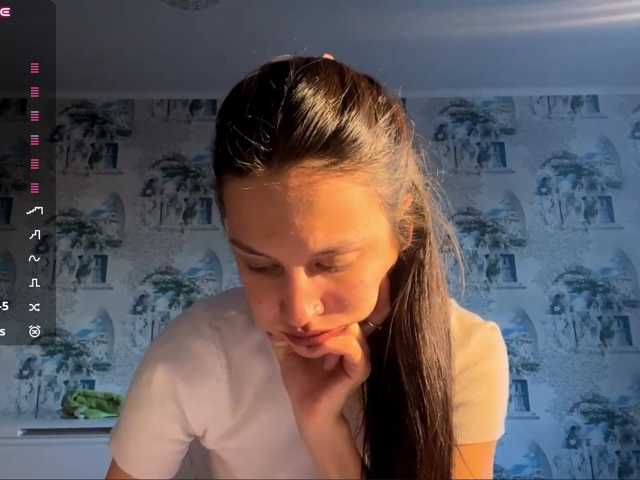 JacquelynClowes live cam on BongaCams