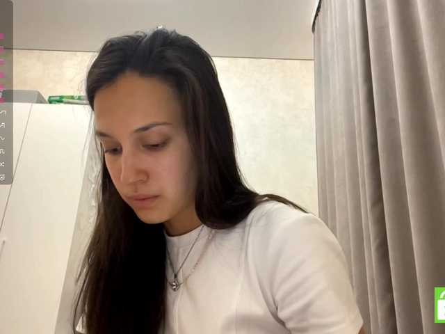 JacquelynClowes live cam on BongaCams