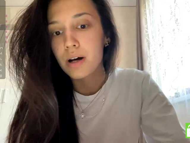JacquelynClowes live cam on BongaCams