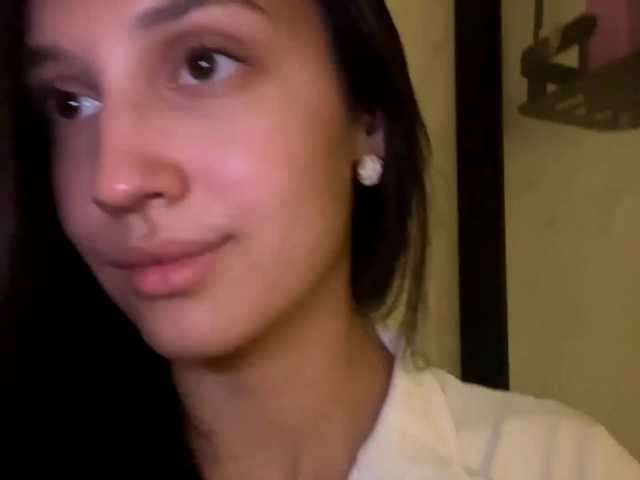 JacquelynClowes live cam on BongaCams