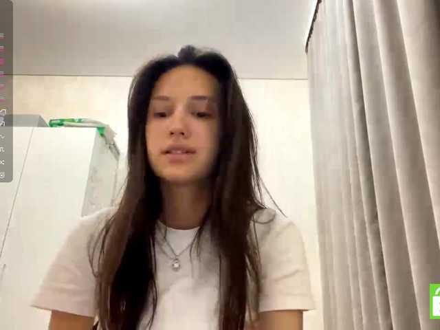 JacquelynClowes live cam on BongaCams