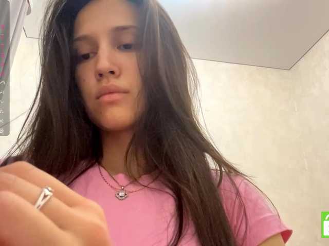 JacquelynClowes live cam on BongaCams