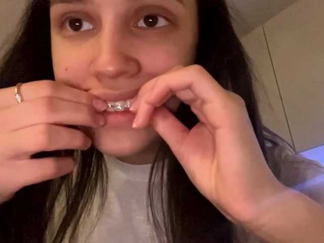JacquelynClowes live cam on BongaCams