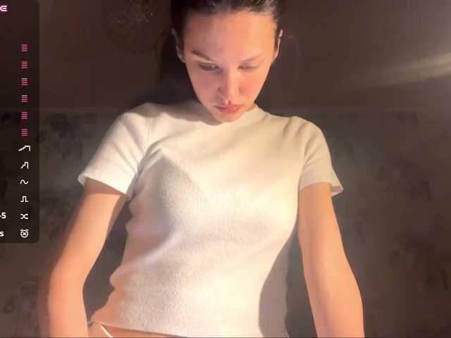 JacquelynClowes live cam on BongaCams