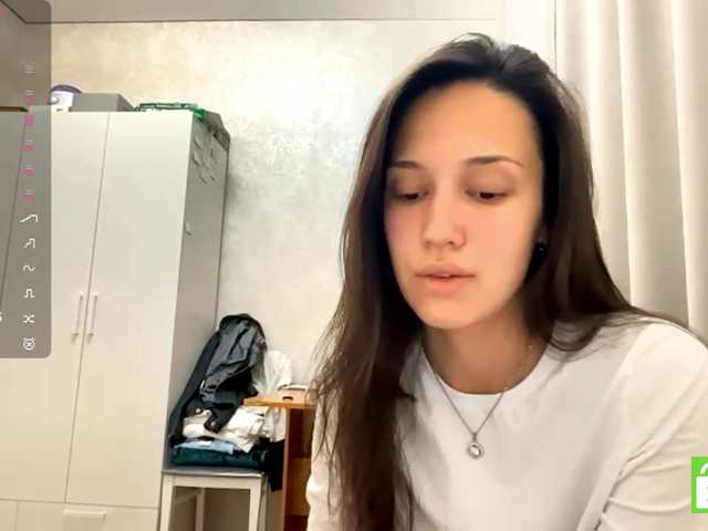 JacquelynClowes live cam on BongaCams