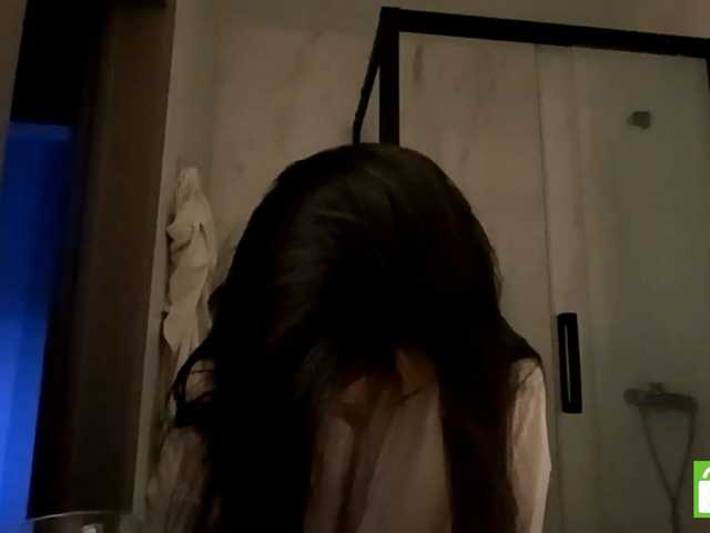 JacquelynClowes live cam on BongaCams