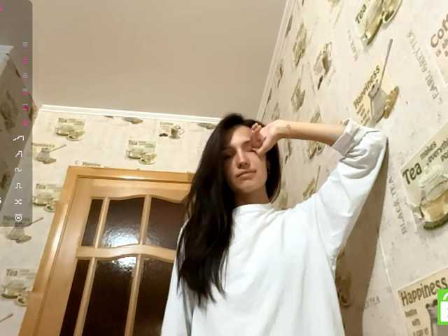JacquelynClowes live cam on BongaCams
