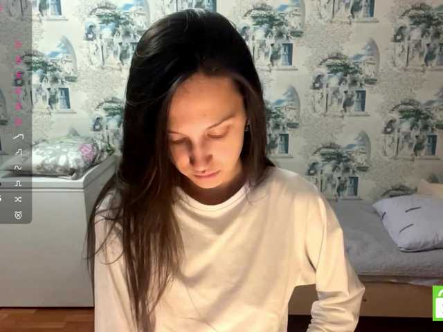 JacquelynClowes live cam on BongaCams