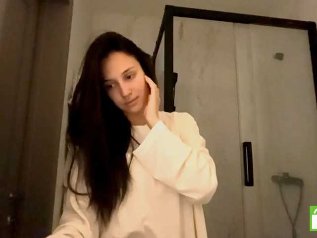 JacquelynClowes live cam on BongaCams