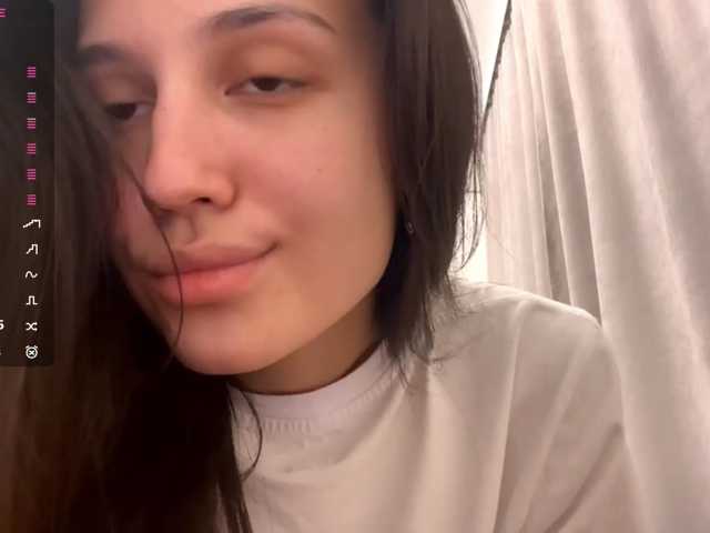 JacquelynClowes live cam on BongaCams