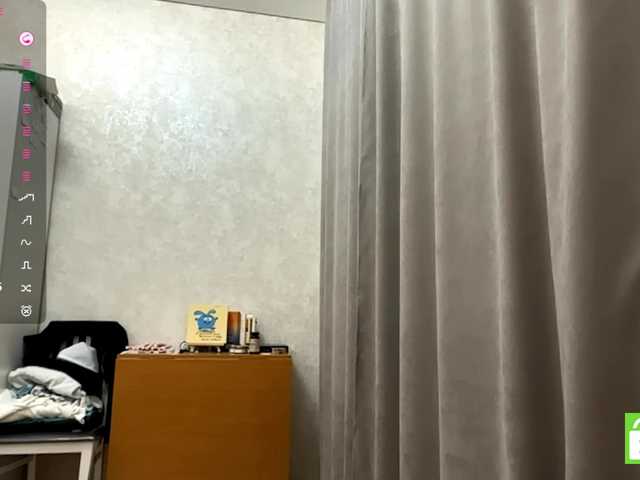 JacquelynClowes live cam on BongaCams